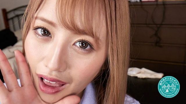 あざとい表情でこちらを見つめる ＃葉月もえ ＃ さんの至近距離VR密着ショット。デビルのような誘惑が脳を揺さぶる至高の1枚。